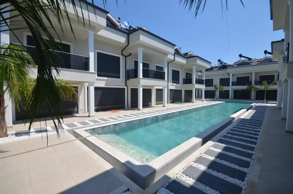 Изображение Новая квартира 4+1 в уникальном комплексе в Фетхие в 10 минутах от пляжа